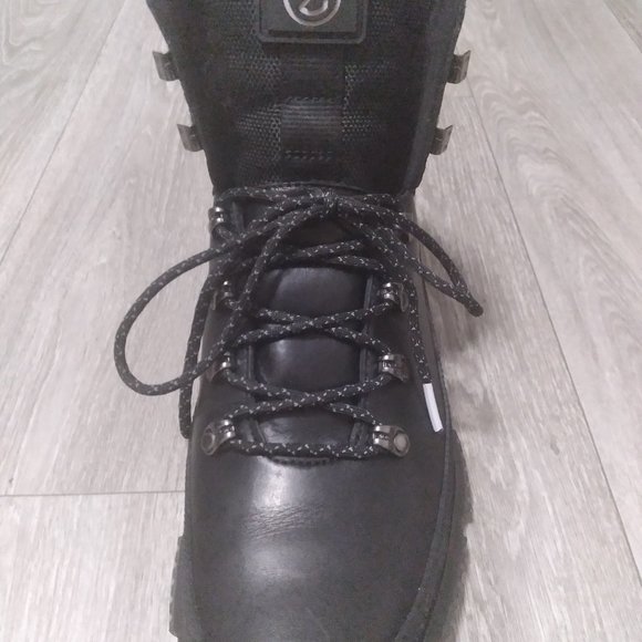 cole haan - Picture 5 of 6